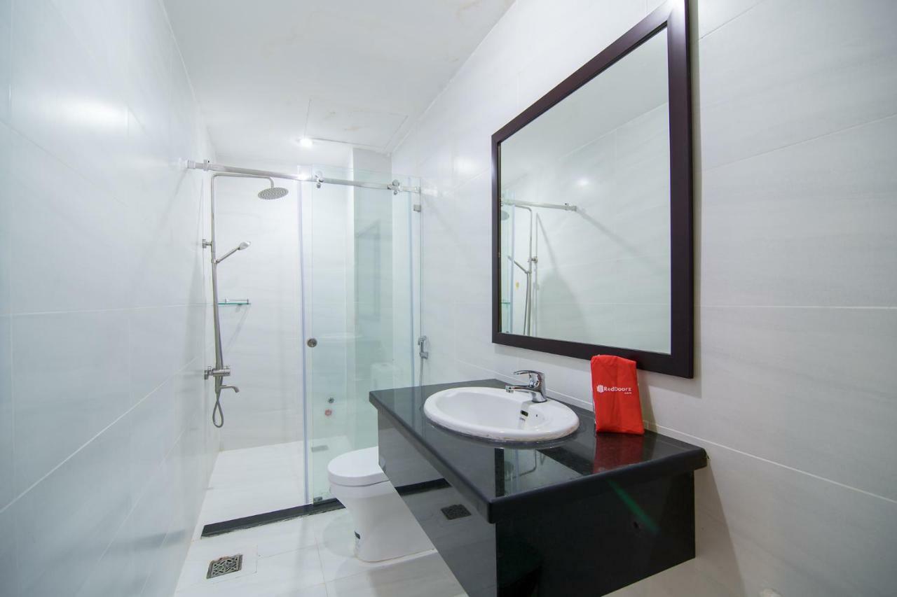 Reddoorz Plus Near Tan Dinh Market ホーチミン市 エクステリア 写真