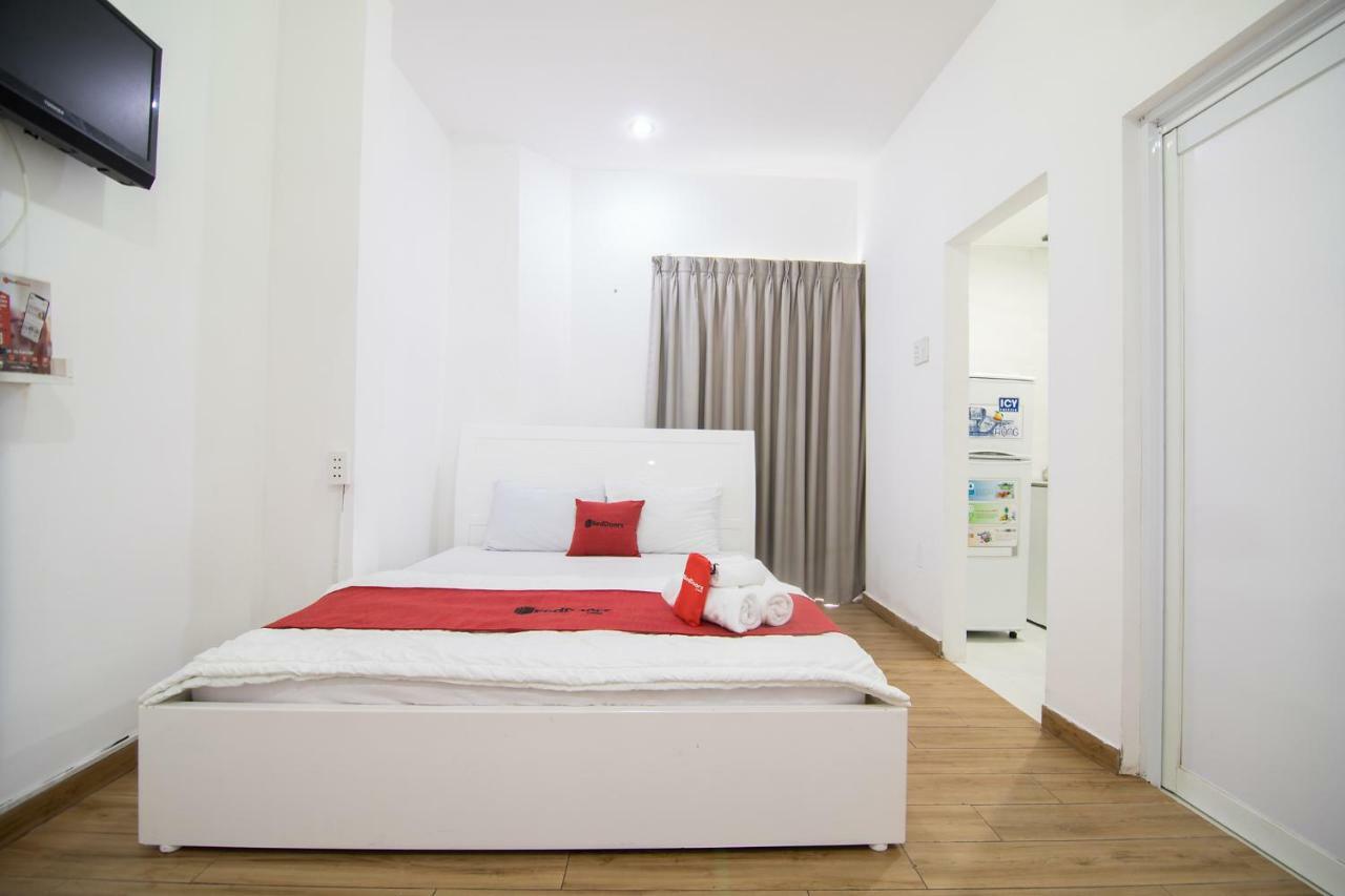 Reddoorz Plus Near Tan Dinh Market ホーチミン市 エクステリア 写真