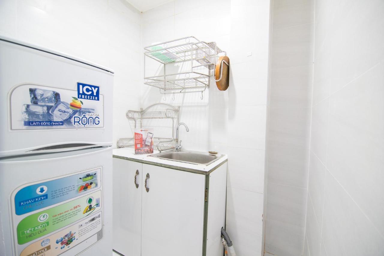Reddoorz Plus Near Tan Dinh Market ホーチミン市 エクステリア 写真
